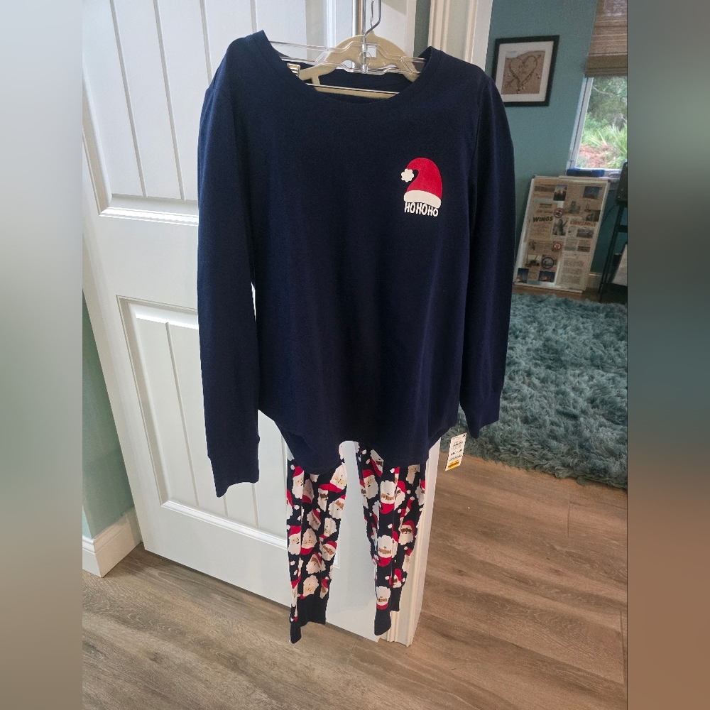Women's Brand New Christmas Pajamas,  Size Medium